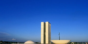 John Textor e o Senado: Entenda a Relação entre o Empresário e a Política Brasileira